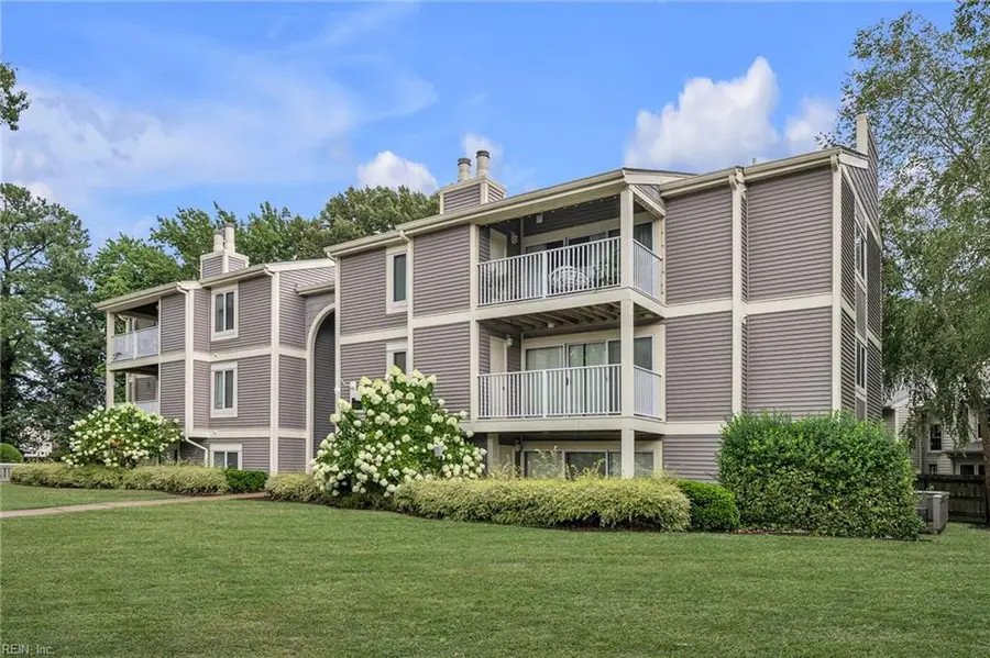 1012 Autumn Woods Lane #103, Virginia Beach, VA 23454 - #3