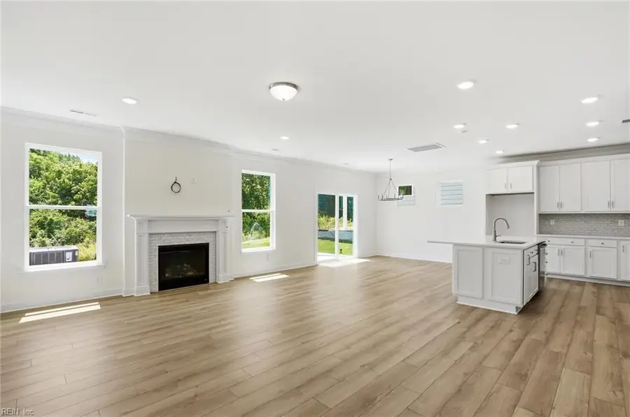 MM Ellerbe 3 Bedroom, Suffolk, VA 23435 - #3