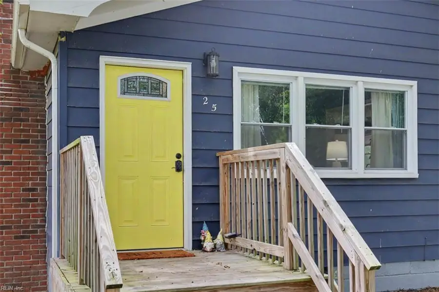 25 Murray Avenue, Hampton, VA 23666 - #3