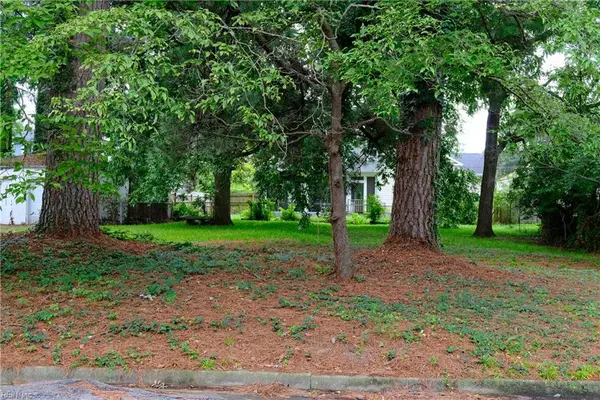 3913 South Street, Portsmouth, VA 23707