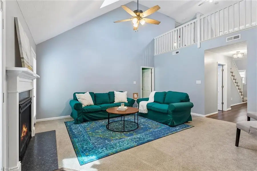 962 Heathland Dr, Newport News, VA 23602 - #3