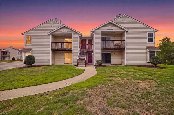 1709 Rock Bridge Mews #B, Chesapeake, VA 23320