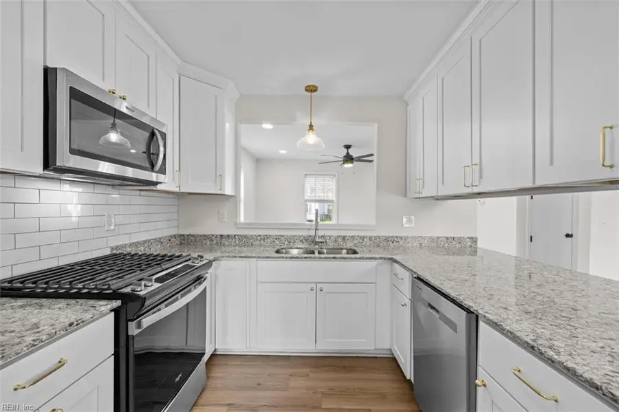 606 Delaware Avenue, Hampton, VA 23661 - #2