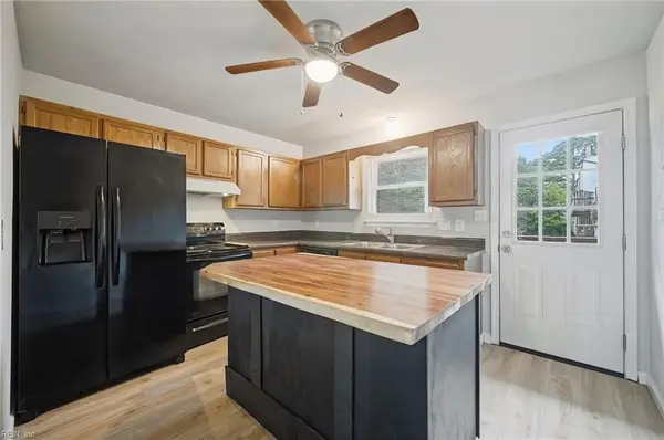 225 A View Avenue #202, Norfolk, VA 23503