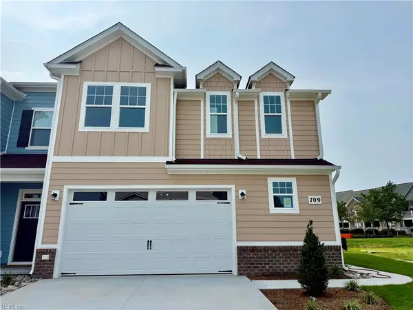 709 Flatrock Lane, Chesapeake, VA 23320
