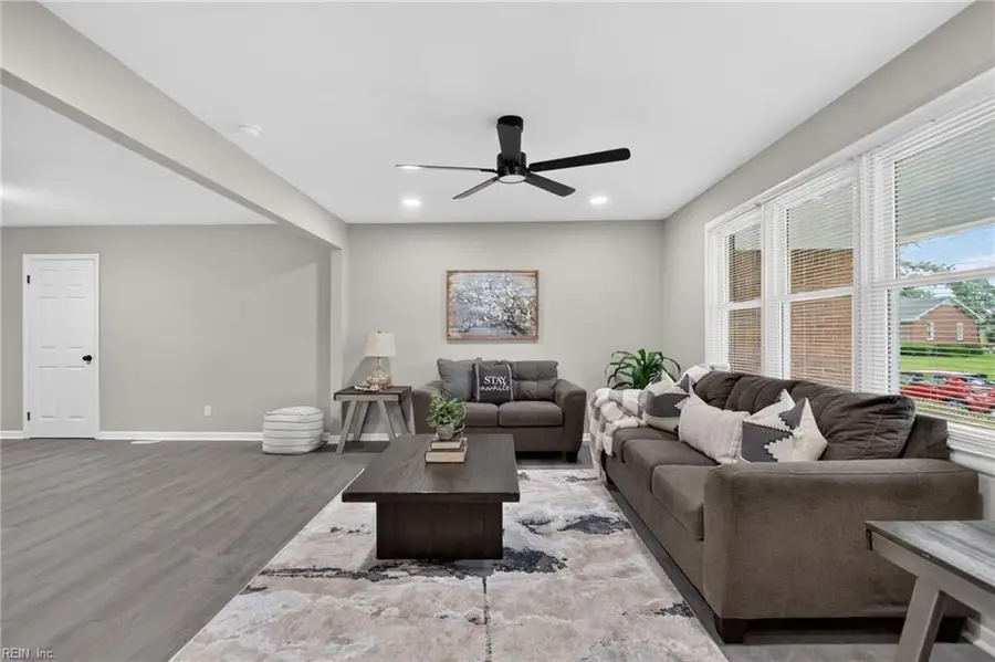 1109 Lakeview Drive, Portsmouth, VA 23701 - #2