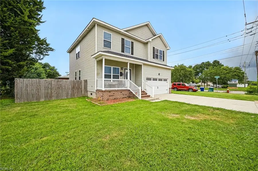 4313 Chestnut Avenue, Newport News, VA 23607 - #2