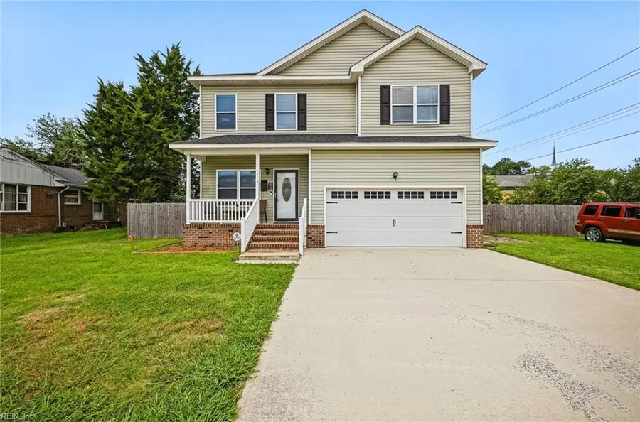 4313 Chestnut Avenue, Newport News, VA 23607 - #3
