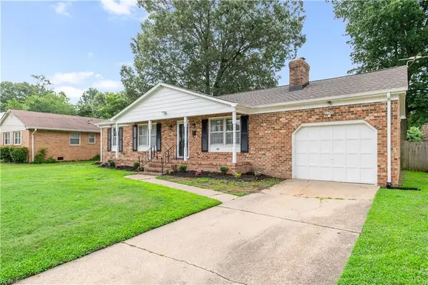 19 Bosch Lane, Newport News, VA 23606