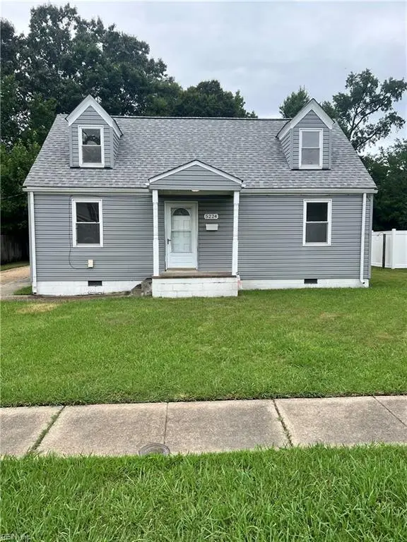 5224 Poston Ln, Norfolk, VA 23513