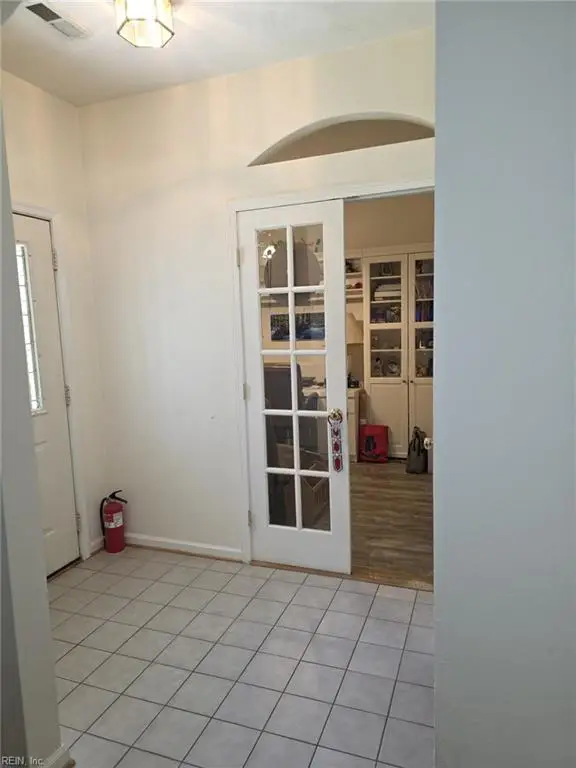 407 Belmont Circle, Yorktown, VA 23693 - #3