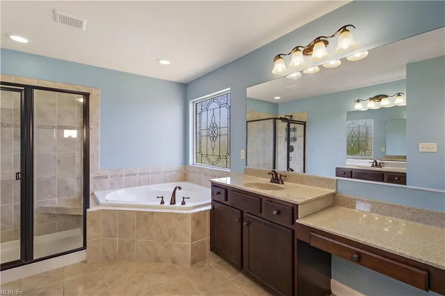 1439 Kemp Bridge Drive, Chesapeake, VA 23320 - #2