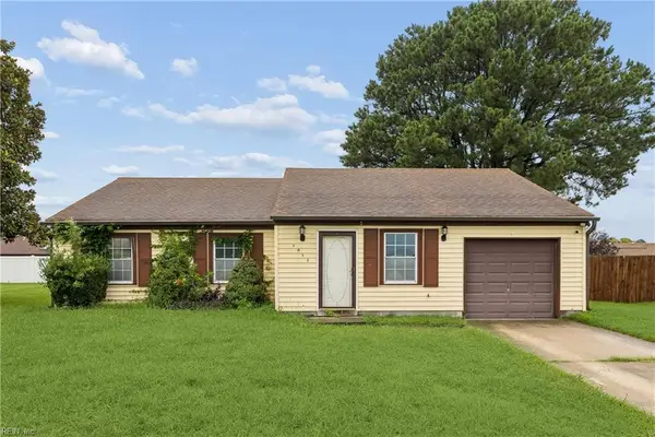 1012 Sir Gawaine Drive, Chesapeake, VA 23323