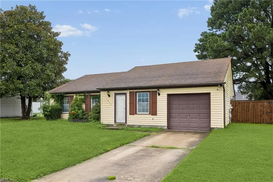 1012 Sir Gawaine Drive, Chesapeake, VA 23323 - #2