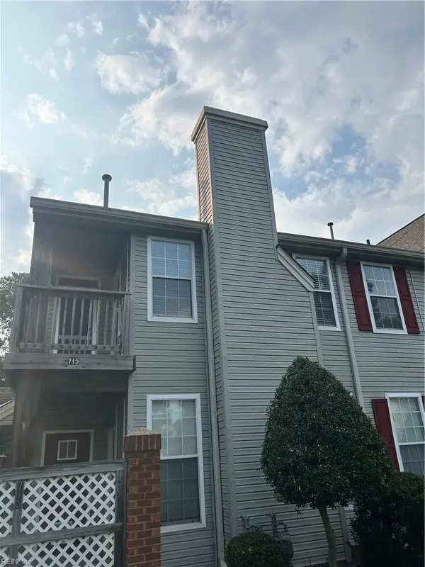 715 Daylight Court, Newport News, VA 23602
