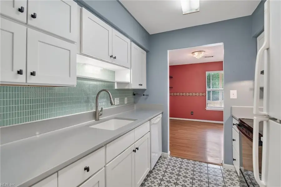 532 Pineland Circle #203, Newport News, VA 23608 - #3