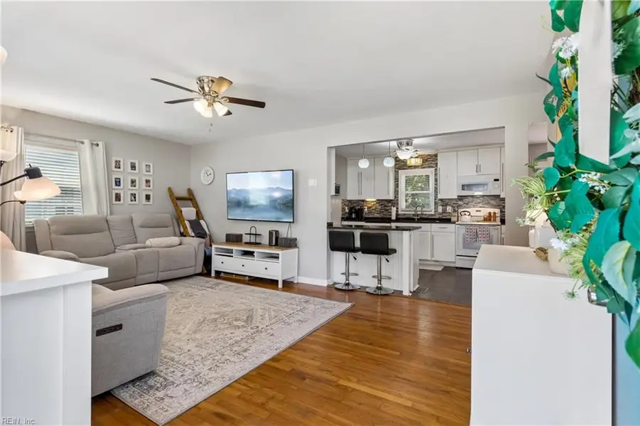 102 Temple Street, Hampton, VA 23664 - #2