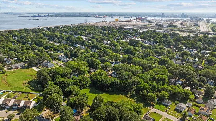522 Douglas Avenue, Portsmouth, VA 23707 - #3