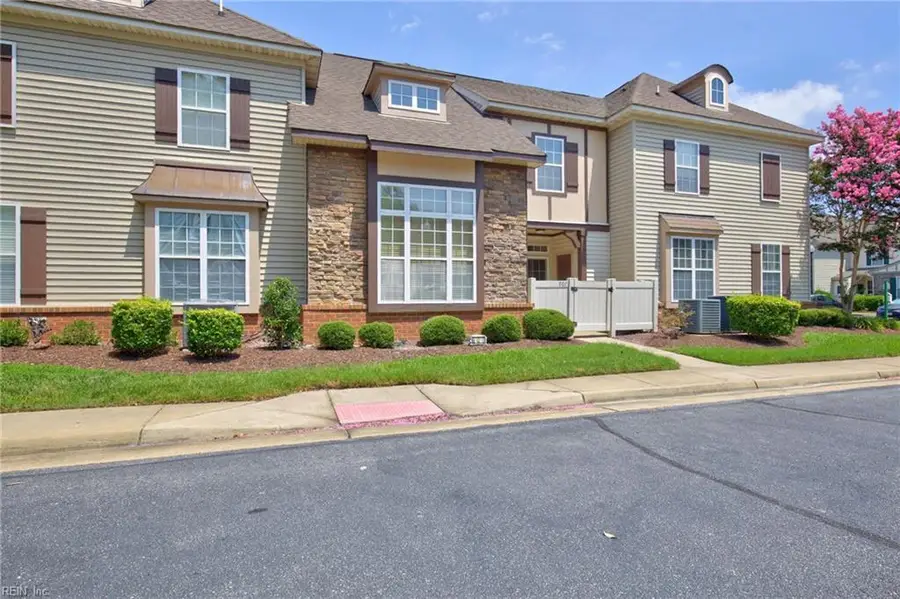 907 Rivers Arch, Carrollton, VA 23314 - #2