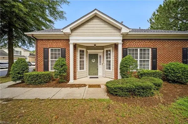 1472 Otterbourne Circle, Chesapeake, VA 23320