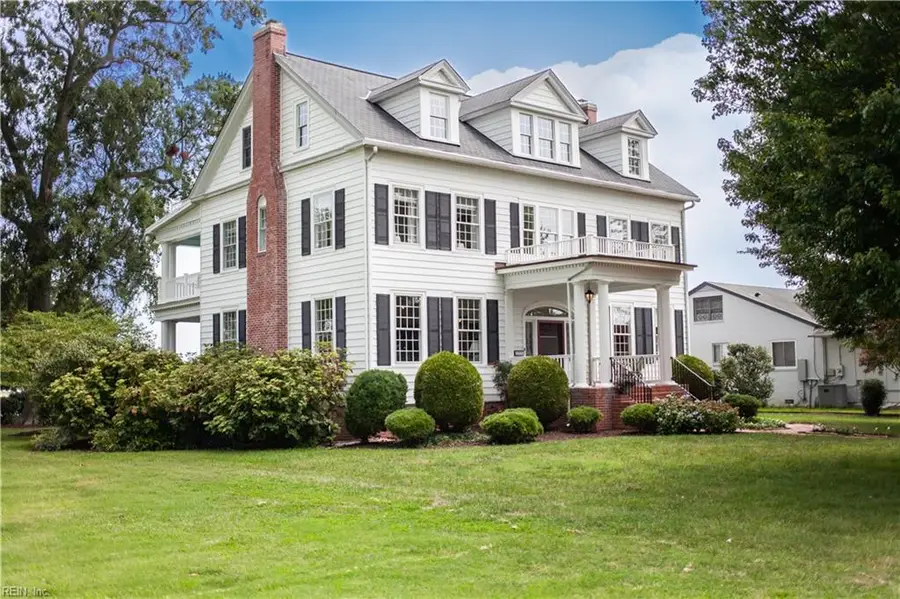 609 Bridge Street, Hampton, VA 23669 - #2