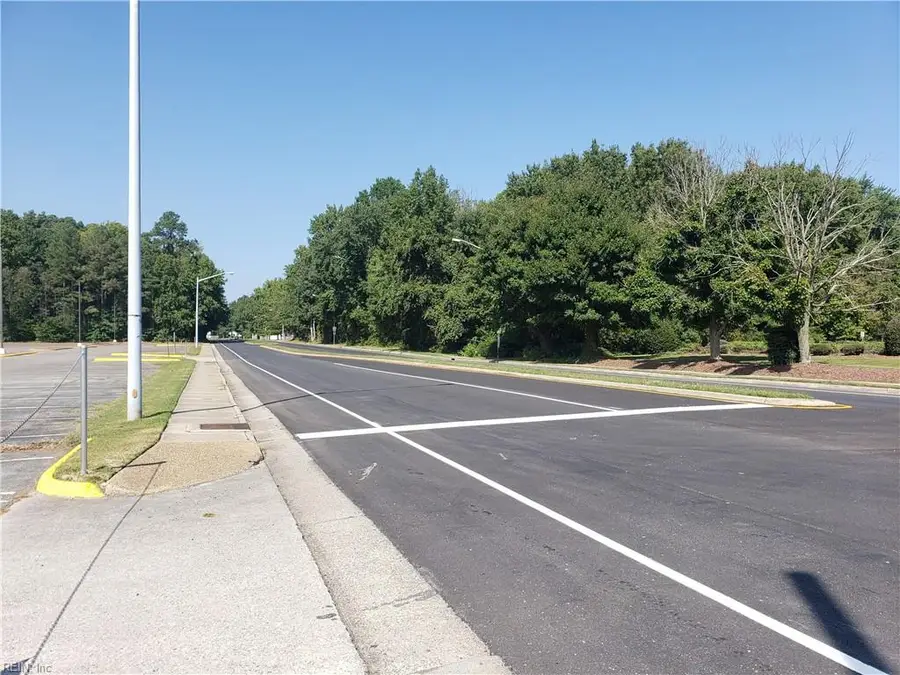 20 Hunt Club Boulevard, Hampton, VA 23666 - #3