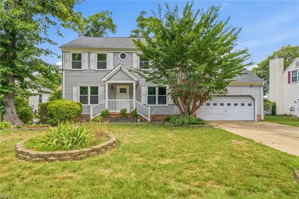 122 Michaels Woods Dr, Hampton, VA 23666