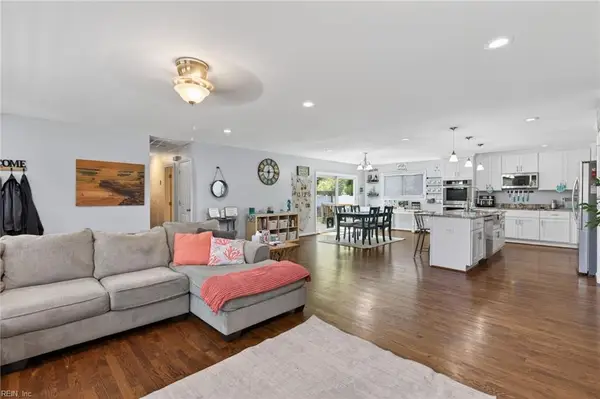 453 Caren Drive, Virginia Beach, VA 23452