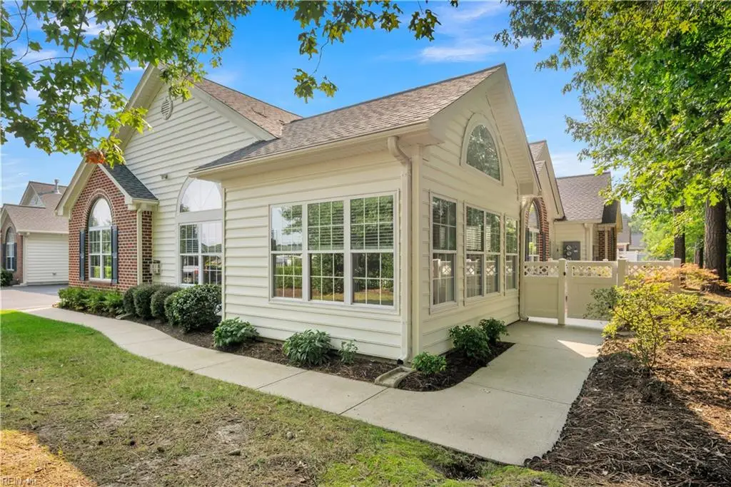 111 Stadium View, Yorktown, VA 23690 - #1