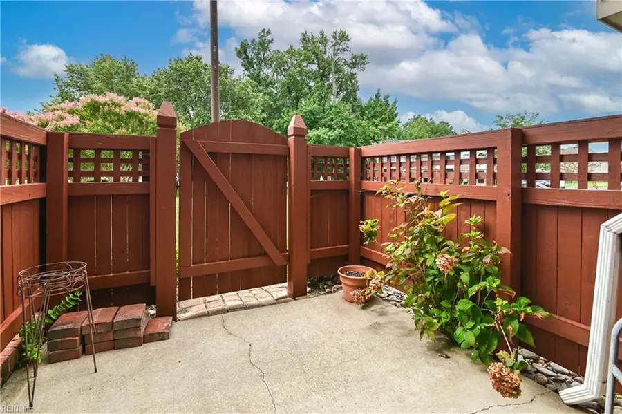 3827 Rivanna River Reach, Portsmouth, VA 23703 - #3