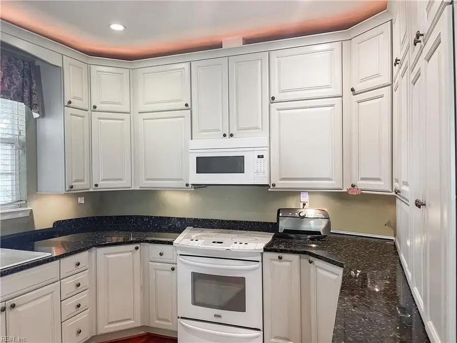 3635 Mardean Drive, Chesapeake, VA 23321 - #3