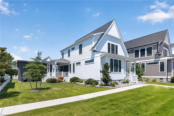 9529 Marina Drive, Norfolk, VA 23518