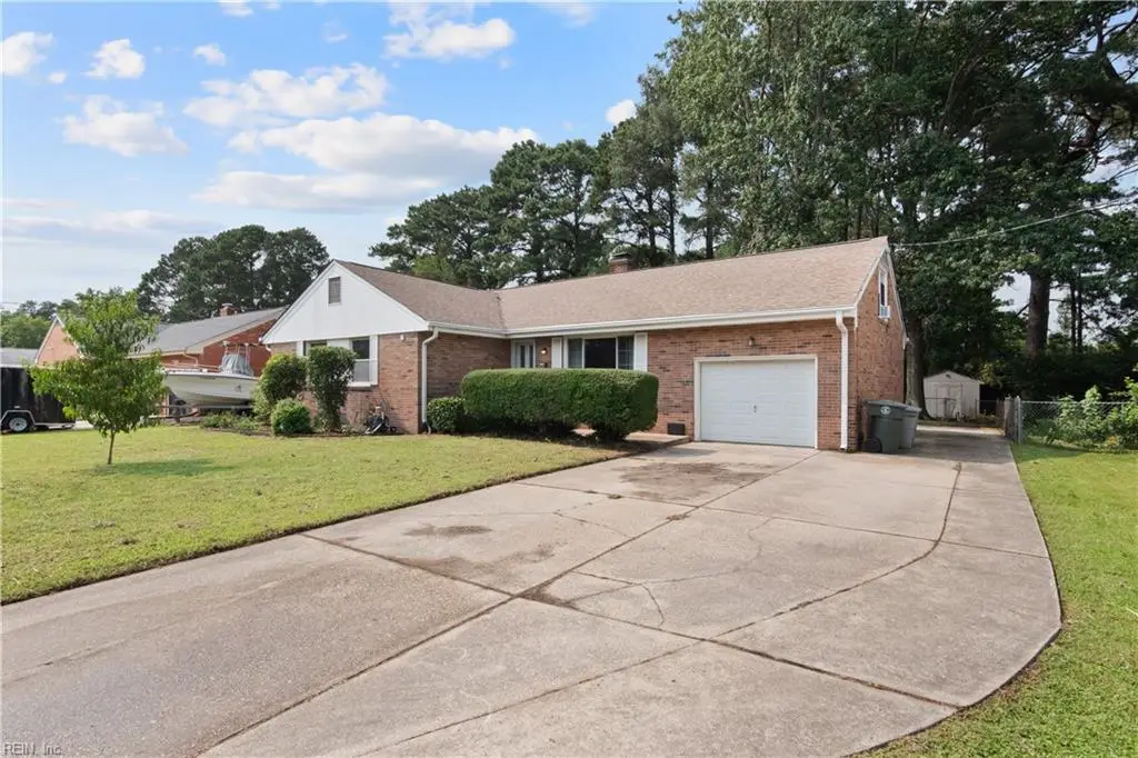 4 Bramston Drive, Hampton, VA 23666 - #1