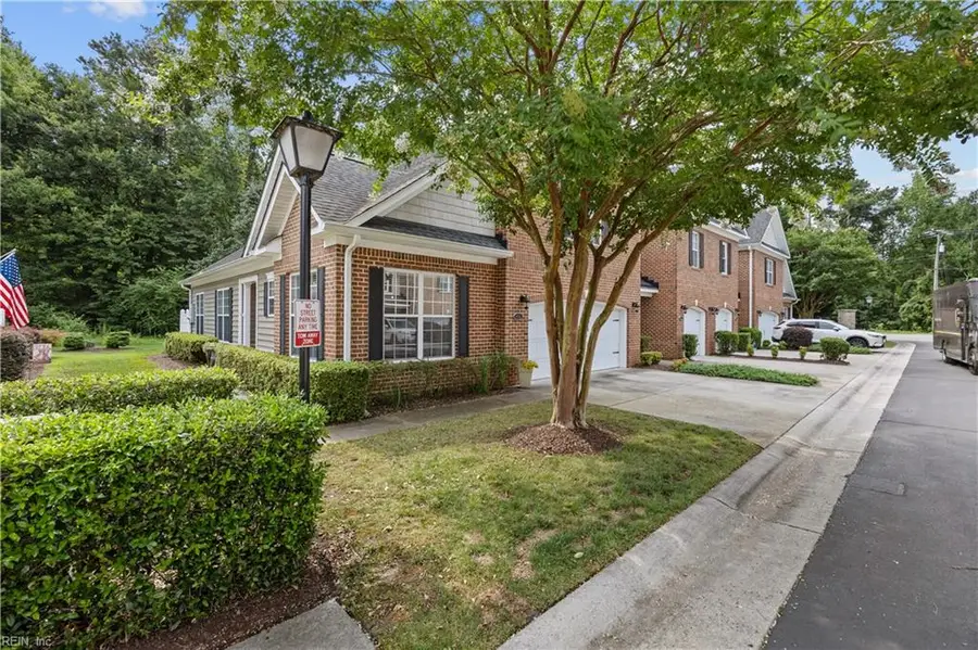 416 Fieldstone Glen Way, Virginia Beach, VA 23454 - #2