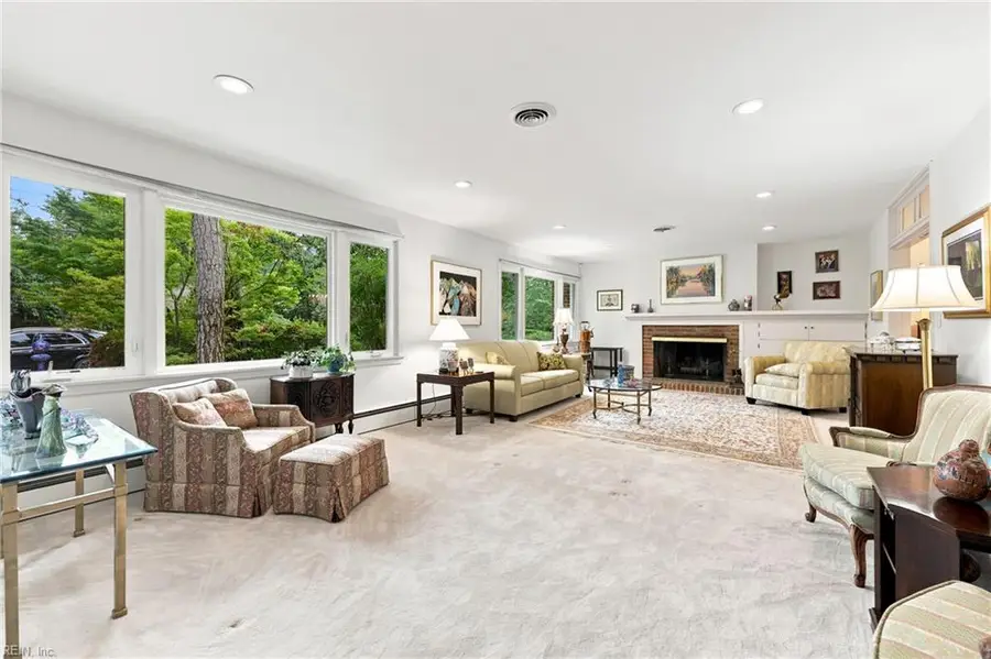 1450 Waylon Avenue, Norfolk, VA 23509 - #2