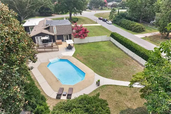 5104 S Lake Road, Virginia Beach, VA 23455