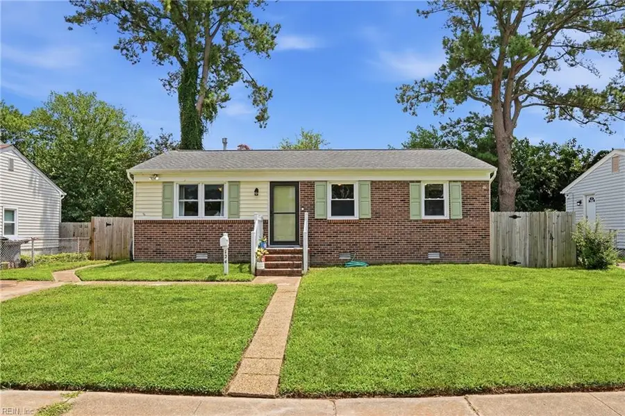 124 Alaric Drive, Hampton, VA 23664 - #2