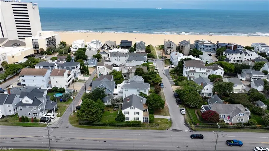121 55th Street, Virginia Beach, VA 23451 - #2