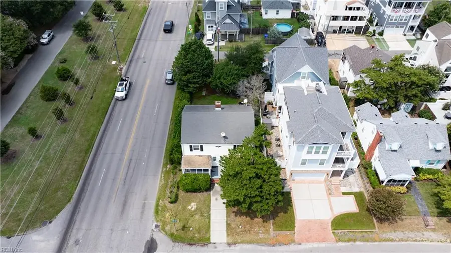 121 55th Street, Virginia Beach, VA 23451 - #3