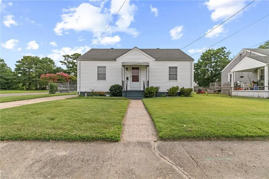 342 Darby Avenue, Hampton, VA 23663 - #2