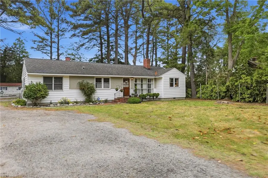 10181 Pine Avenue, Nassawadox, VA 23413 - #2