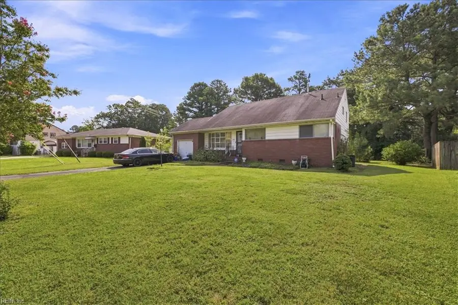449 Beacon Hill Circle, Norfolk, VA 23502 - #2