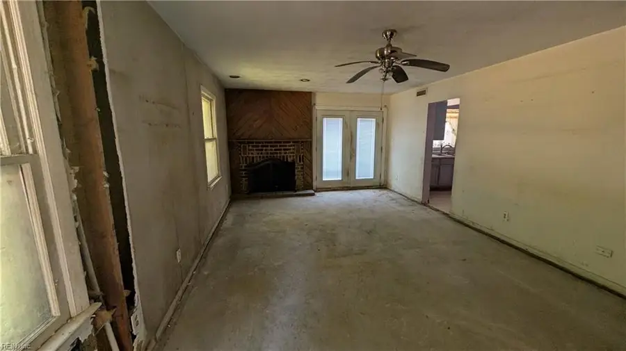 2935 N Radcliffe Lane, Chesapeake, VA 23321 - #2