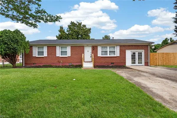 1214 Jamal Lane W, Portsmouth, VA 23701