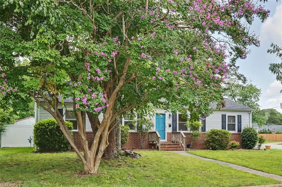 174 Mark Twain Drive, Newport News, VA 23602 - #3