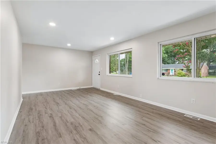 56 Bonita Drive, Newport News, VA 23602 - #3