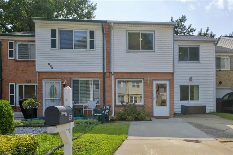 697 Grant Avenue, Virginia Beach, VA 23452 - #2