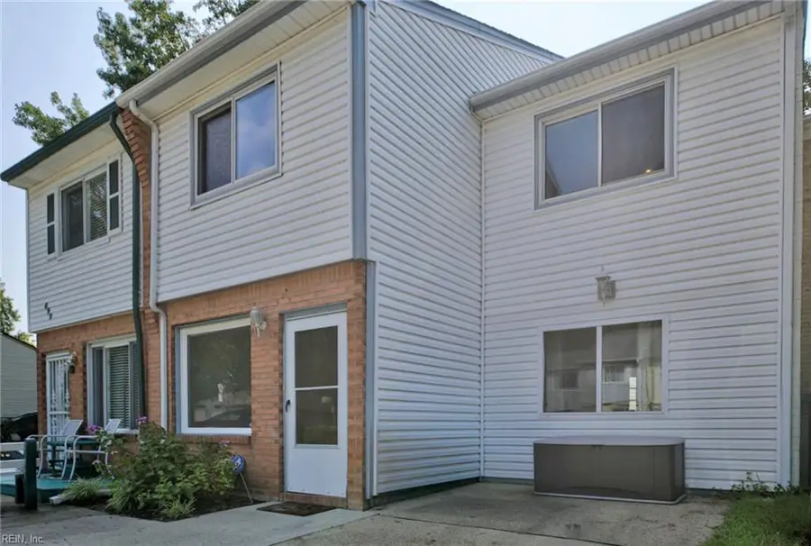 697 Grant Avenue, Virginia Beach, VA 23452 - #3