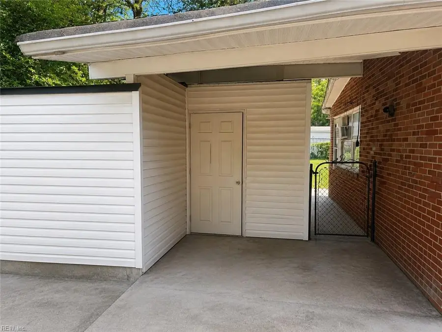 1029 Mineola Drive, Virginia Beach, VA 23464 - #2
