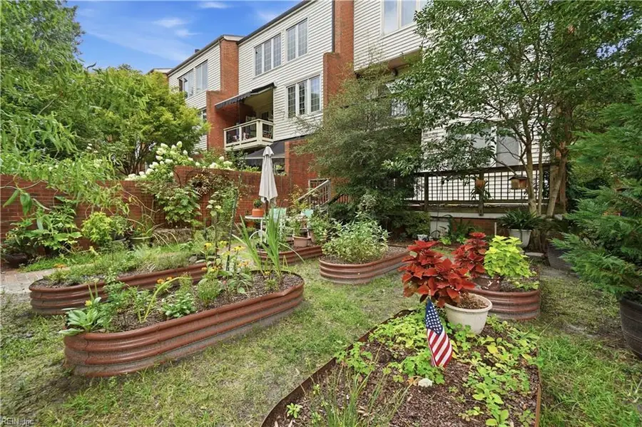 300 Botetourt Street, Norfolk, VA 23510 - #2